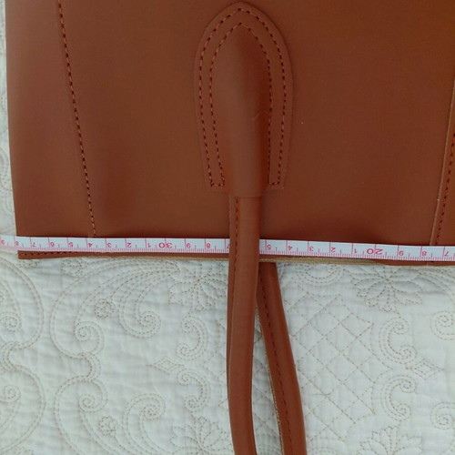 Tote shoulder bag like new, brown tan