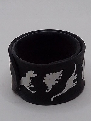 Children's strap bracelet dinosaur like new