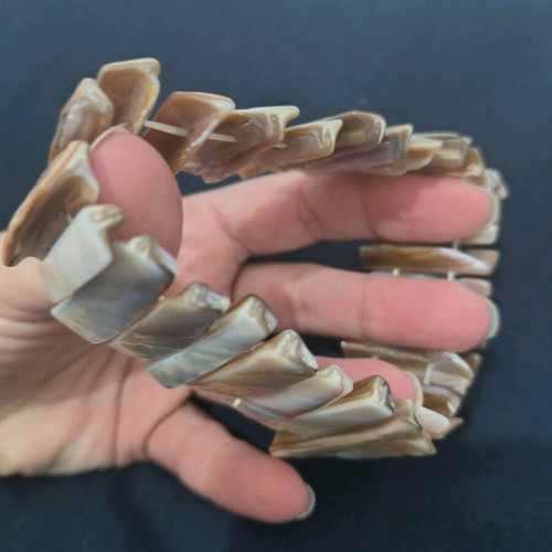 Bone bracelet like new with elasticity