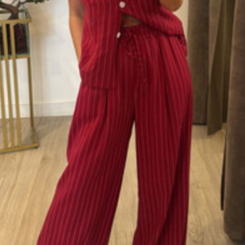 Lumina set red with stripes used