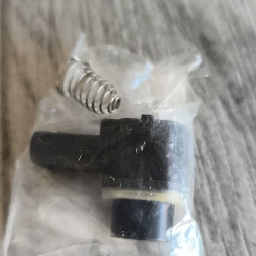 VW Genuine Sensor new