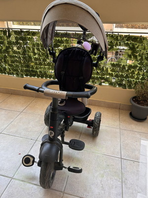Qplay Rito tricycle used with grey canopy and safety straps