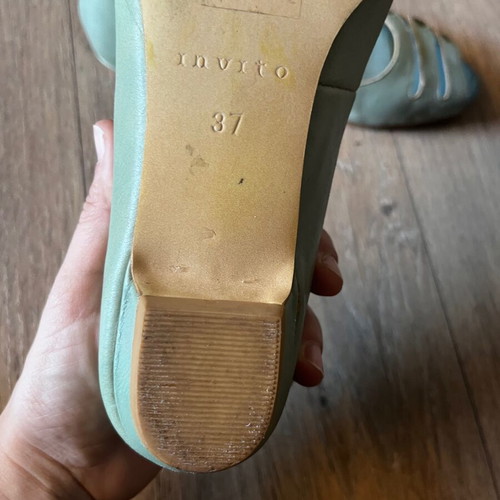 Invito peep toe ballerinas like new, green turquoise