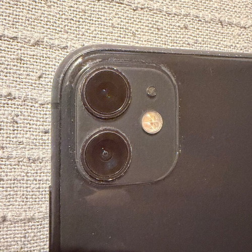Apple iPhone 11 128GB black silver smartphone