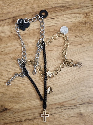 Charm necklaces like new, black and gold