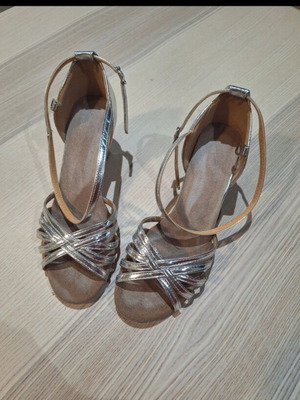 Silver dance shoes size 37, heels