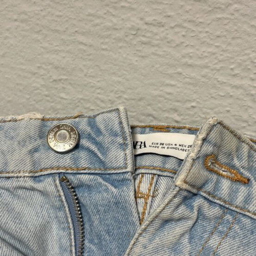 Denim shorts Zara light blue, like new
