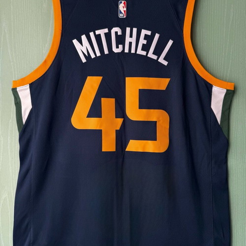Donovan Mitchell Utah Jazz Jersey Size XL New