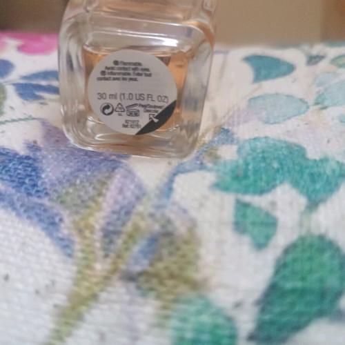 Love etc 30ml perfume like new, women's fragrance