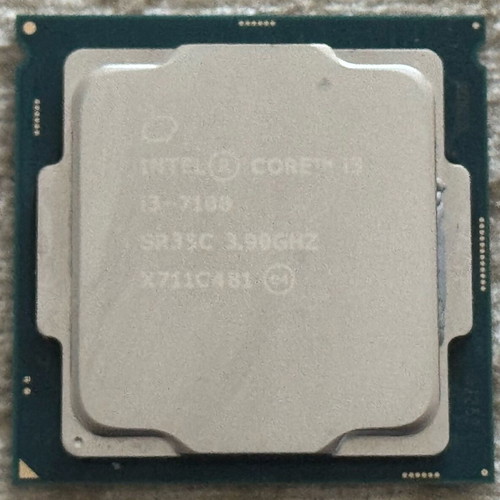 CPU i3 7100 like new, 2 pieces with cooler
