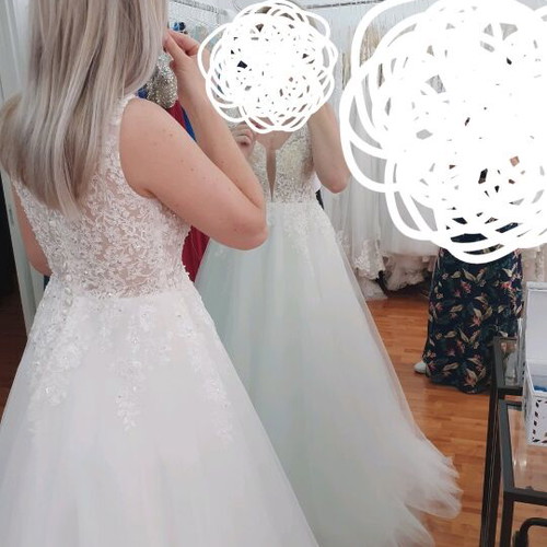 Wedding dress like new, size M, white