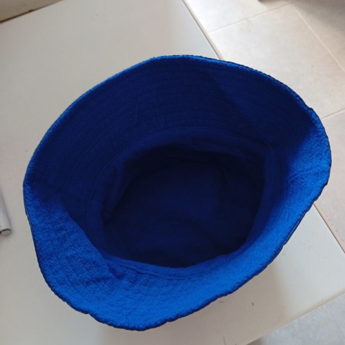 Winter hat blue like new, polyester and acrylic, size M