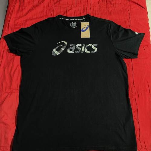 Asics t-shirt καινούργιο, μέγεθος XXL, φτάνει σαν XL, μαύρο