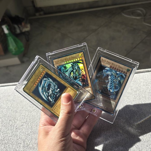Yu-Gi-Oh! 3x Blue-Eyes White Dragon Ultra Rare Set new with magnetic cases