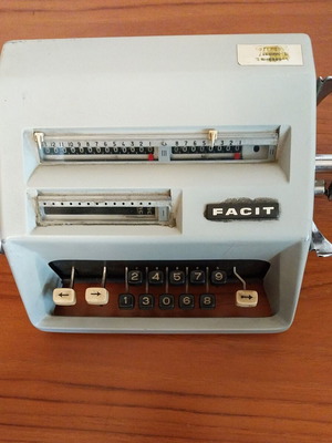 Facit C1-13 mechanical calculator like new, vintage Sweden