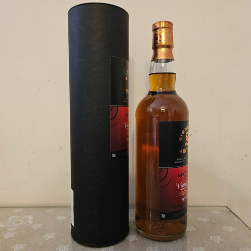 Macallan 12yo of 2011. Signatory Vintage. Whisky.