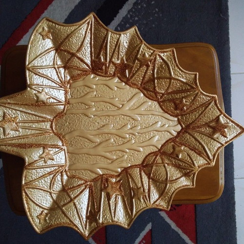 Christmas platter new, dimensions 33x30 cm
