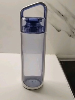 Kor παγούρι νερού 750ml, λευκό με μπλε καπάκι