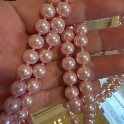 Vintage Italian long necklace with pink pearls