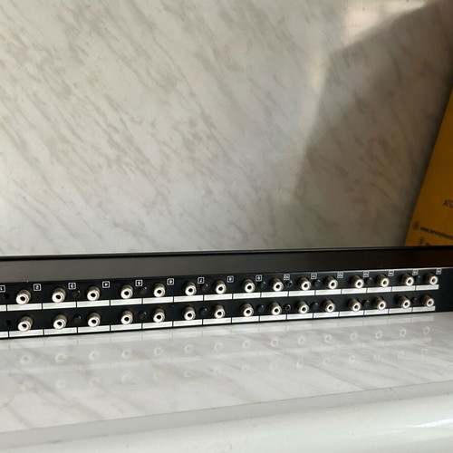 Fostex 3010 Patchbay used vintage in excellent working condition