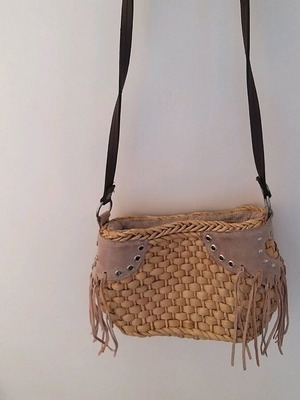 Straw bag like new