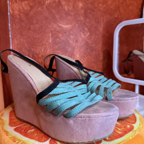Migato πλατφόρμες wedges μέγεθος 37 μεταχειρισμένες, ροζ-λιλά με τιρκουάζ λουράκια