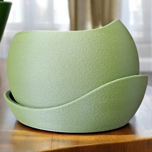 Self-watering planter new, modern design