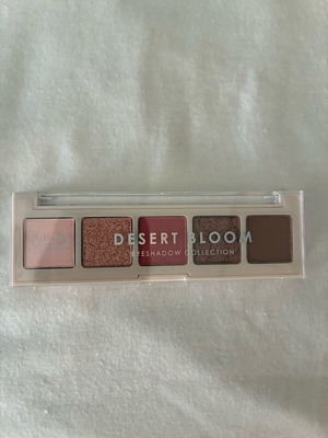 MUA Desert Bloom 5 Shade Eyeshadow Palette