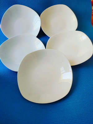 Κεραμικό σετ σερβιρίσματος καινούργιο, άσπρο 20 τμχ