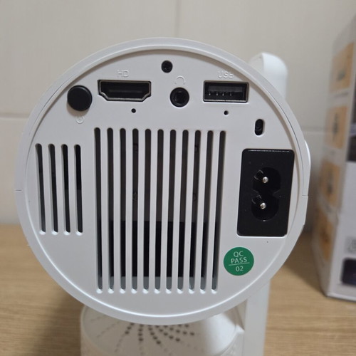 Smart Projector S108 new, compact and functional mini projector