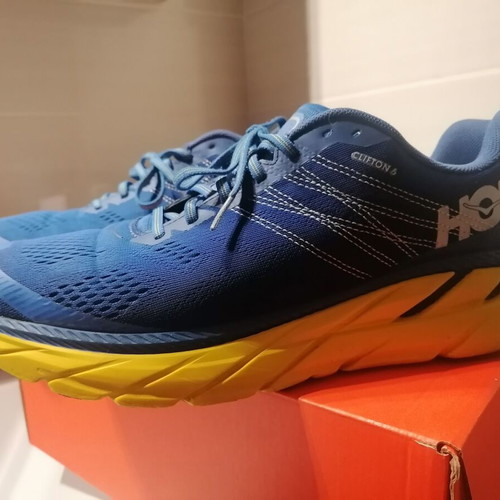 Hoka One One Clifton 6 athletic shoes used size 47 blue yellow