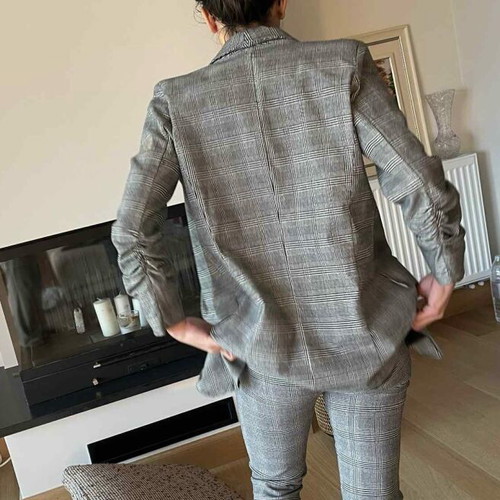 Checked jacket and trousers set like new, black and grey