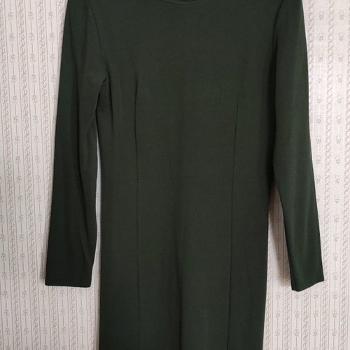 Green dresses used, pack of three, size L