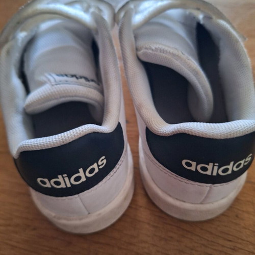 Adidas kids athletic shoes used, size 33, white