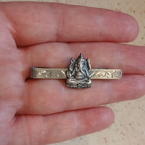 Silver tie or scarf clip, like new, collectible, Ganesa charm