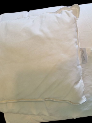 Saint Claire crib quilt and pillow new