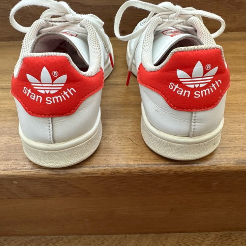 Adidas Stan Smith girls' sneakers with red hearts, white
