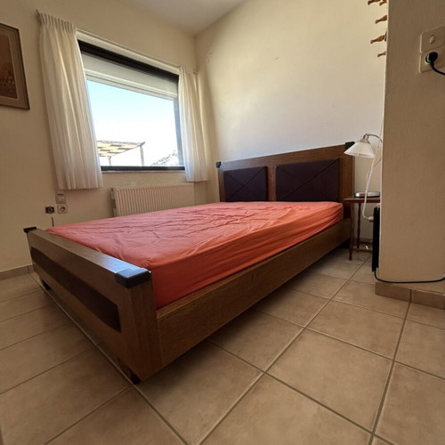 Double bed 1.66 x 2.17 m with 2 x 1.5 m mattress