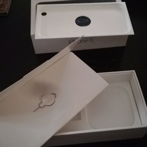 iPhone 6 box like new