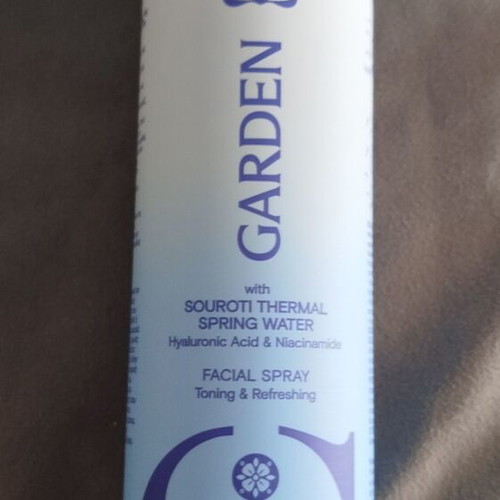 Garden body and hair care set new with lemon and peach scent