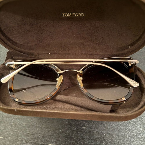 Tom Ford women's sunglasses like new