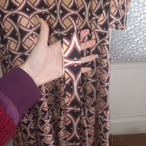 Lumina dress like new, loose fit, size S, black and brown