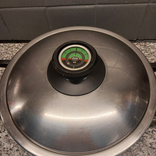 AMC Cooking Pot like new, dimensions 23×9 cm without lid