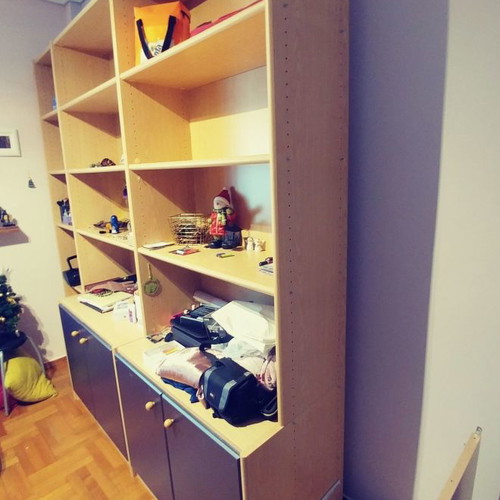 Neoset bookshelf used with 4 drawers and 2 cabinets