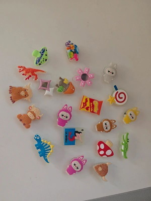 Glow in the dark charms καινούρια, πακέτο 20 τεμαχίων