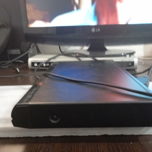 Toshiba DVD used, tested and working without remote control