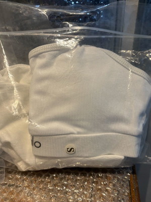 Alo Yoga White Set New, Scrunch Bum Leggings