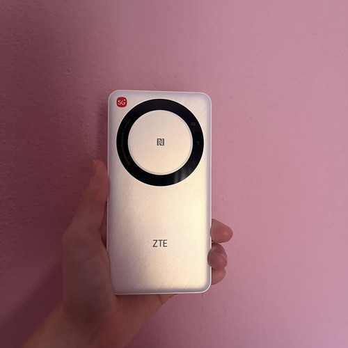 ZTE U30 Air 5G WiFi pocket router