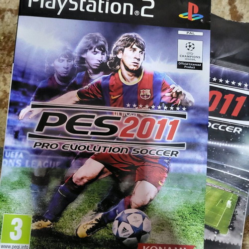 Football covers for Ps2 used with manuals, pack