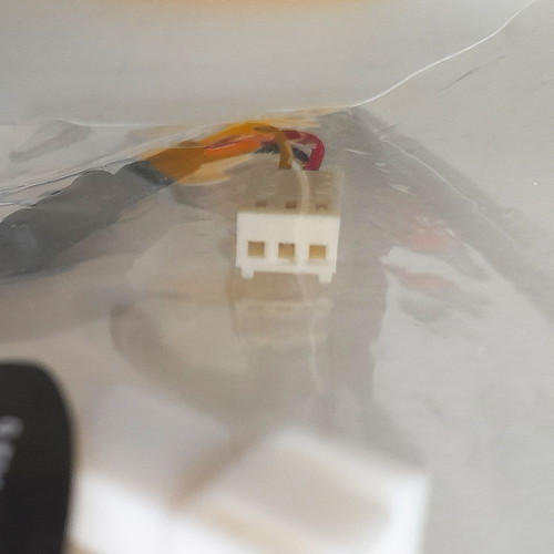 Fan converter used from 12V to 9.5V 3-pin, pack of 2 Sharkoon